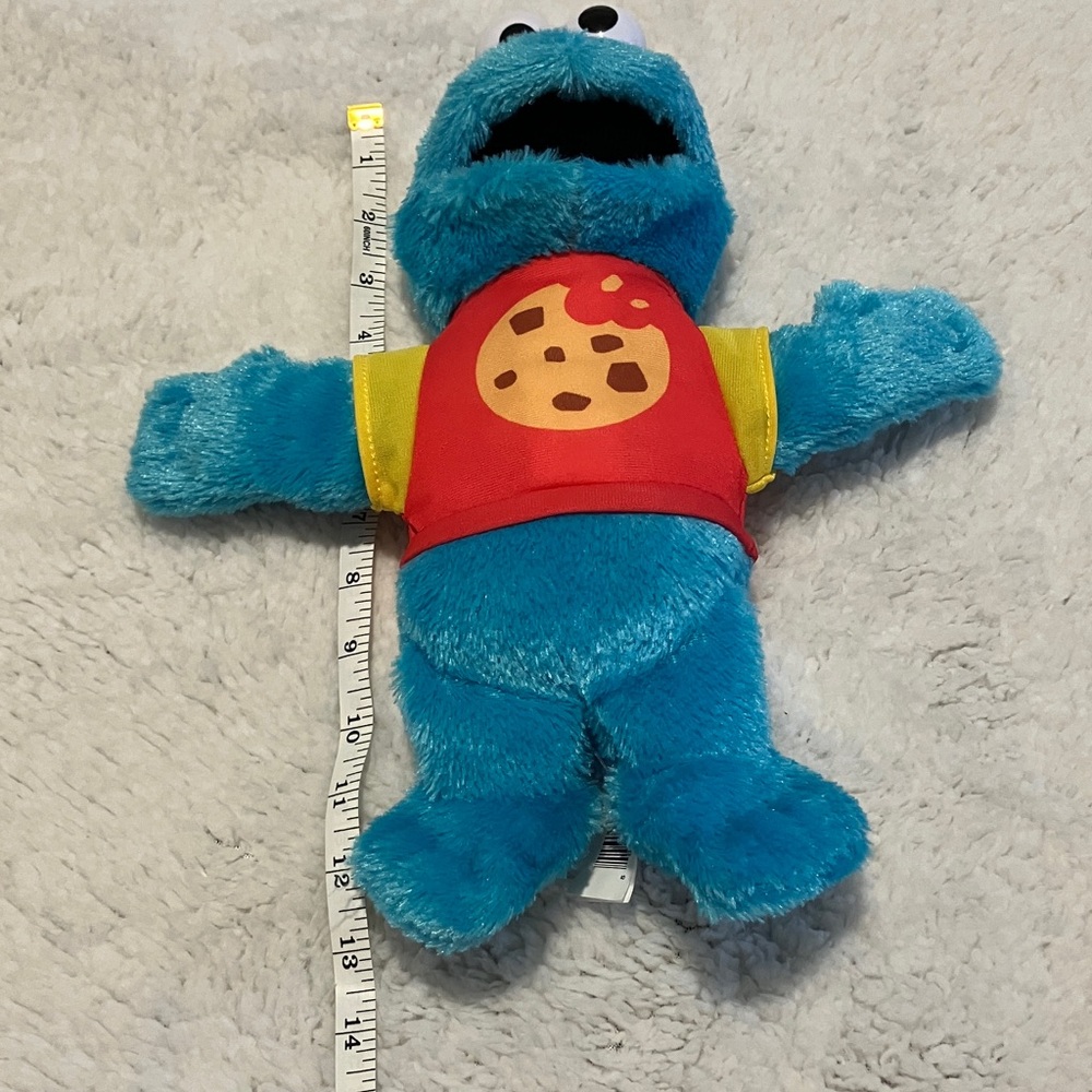 Sesame Street Sing-A-Long Blue Cookie Monster Plush with Red Shirt - Picture 7 of 8